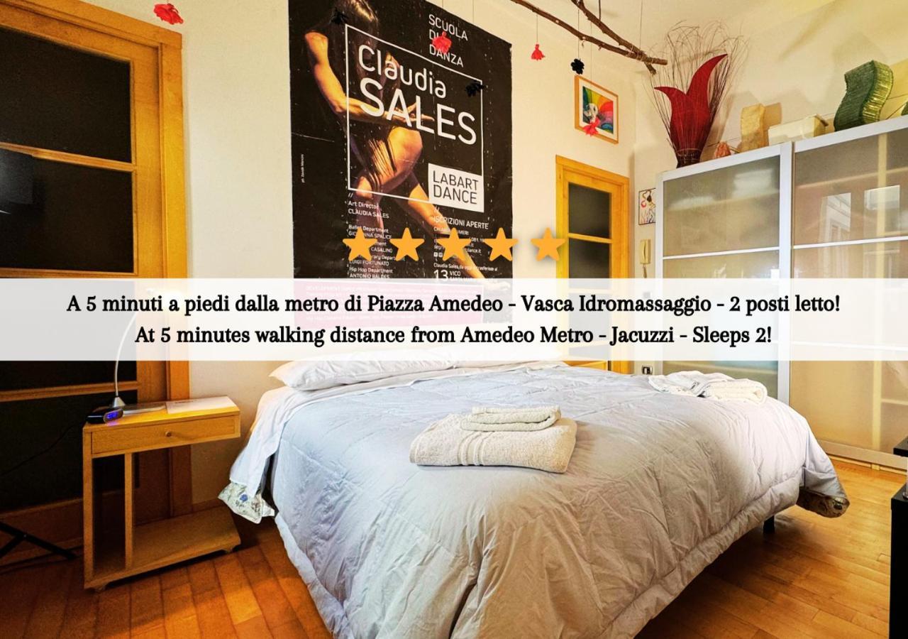 Ferienwohnung Metro Amedeo - Stanza Privata Con Vasca Idromassaggio Neapel Exterior foto